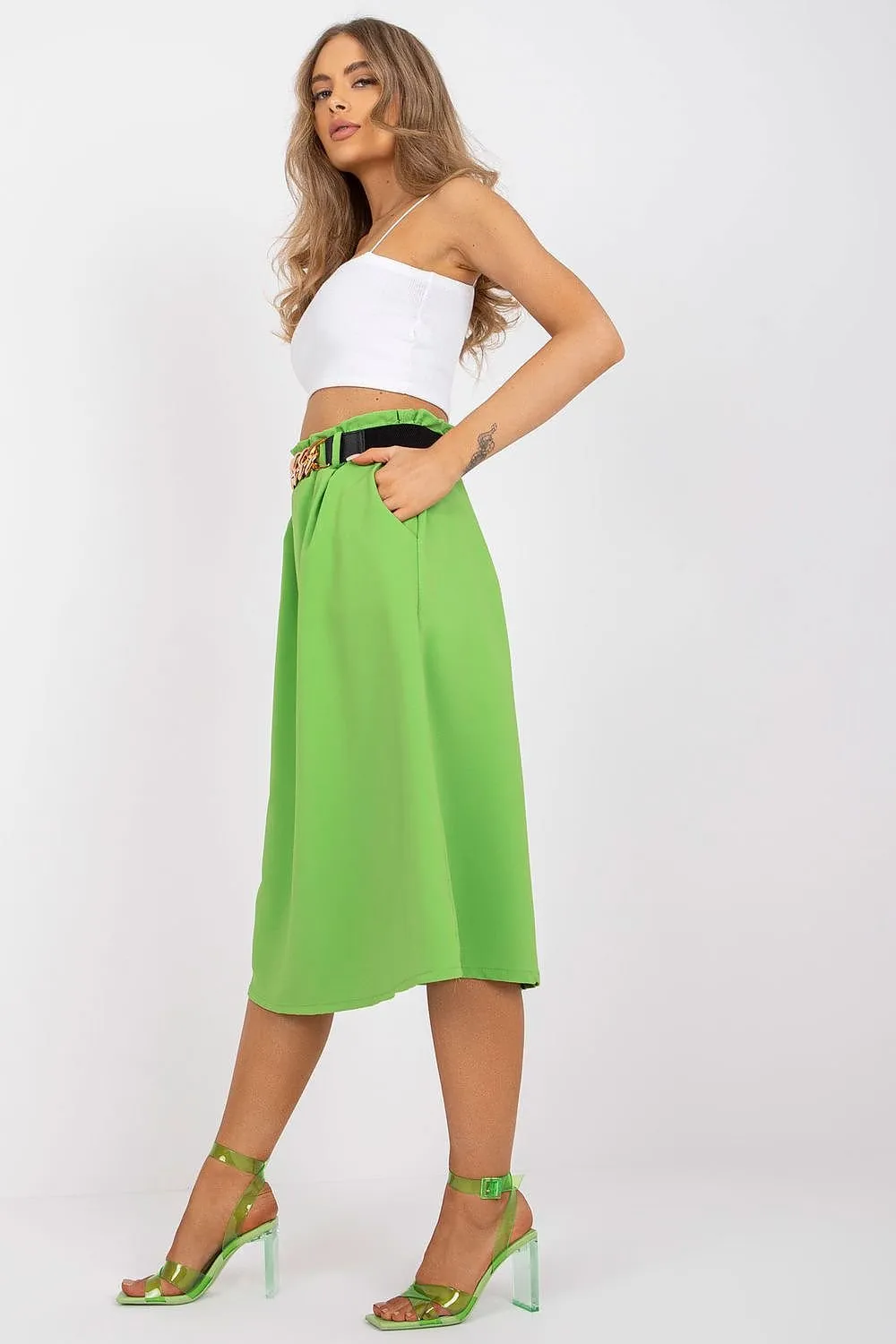 Chic Italian-Inspired Skirt with Comfortable Elastic Waist and Handy Pockets