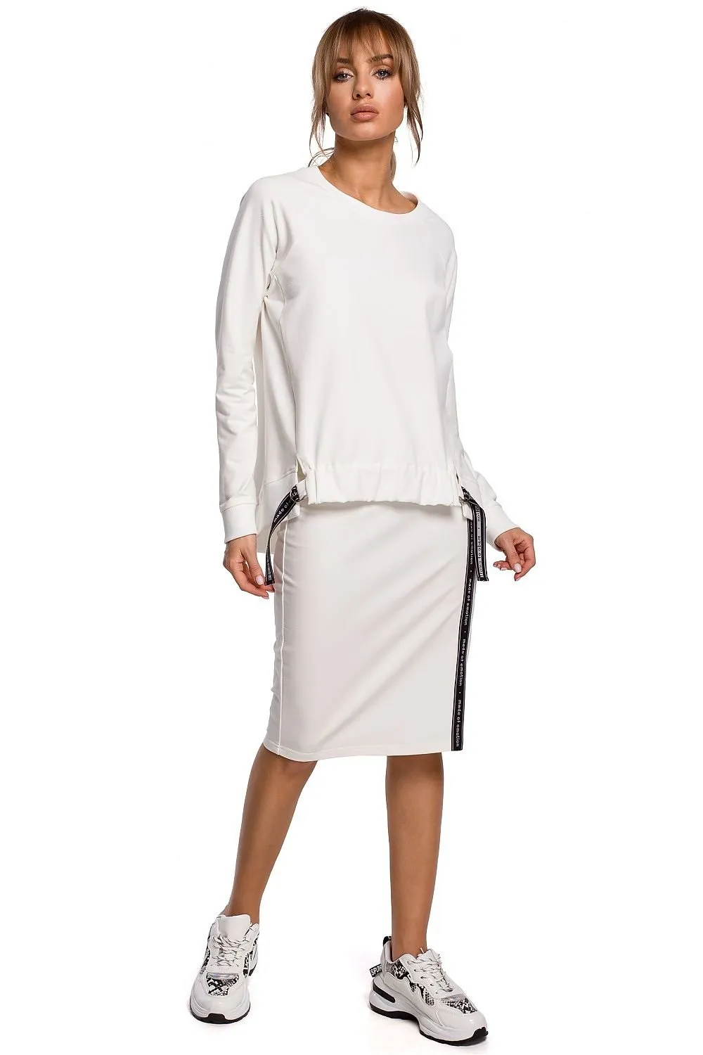 Chic Sweatshirt-Style Pencil Skirt for Sporty Elegance