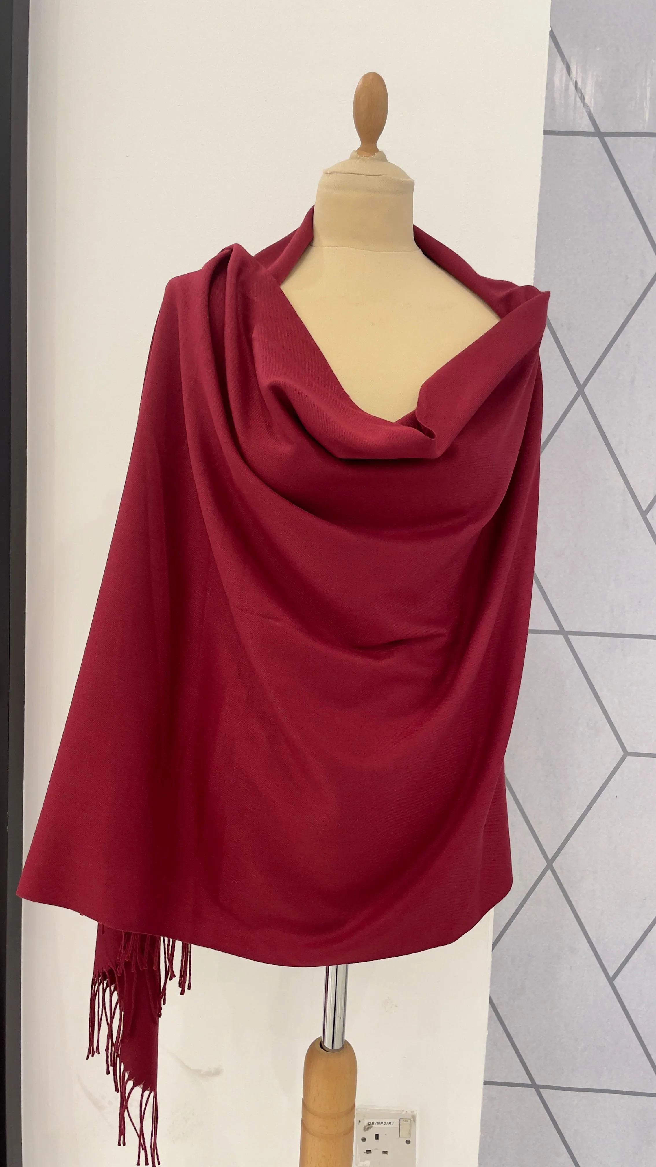 Diya Maroon Wool Scarf